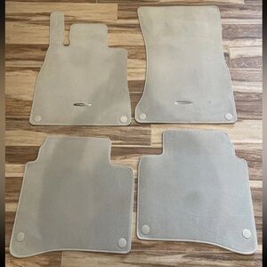 Mercedes Benz Grey Carpet Floor Mat